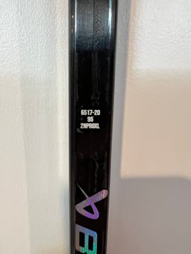 Pro Stock Senior Bauer Nexus Tracer Left Hand Hockey Stick P28M 95 Flex (New)