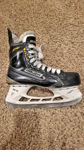 Black Bauer Supreme 190 Hockey Skates Regular Width Size 6.5 (Used)