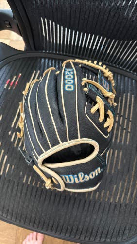 Wilson DP15 A2000 RH Infield Baseball Glove 11.5" (New)