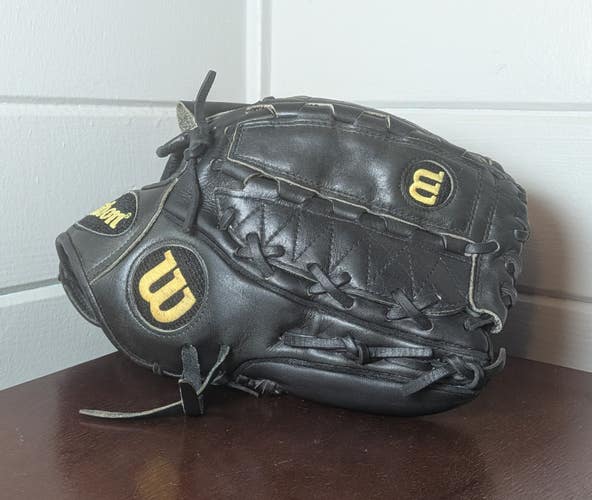 Wilson A2000 Japan Pro Stock 12.5" Pitchers Baseball Glove