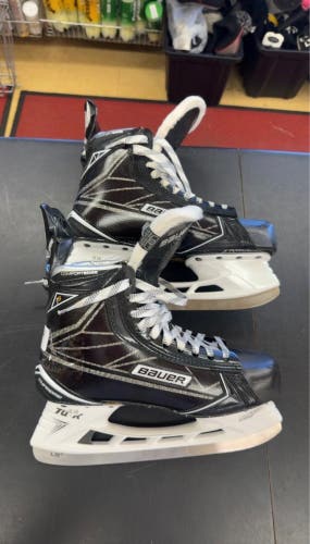 Bauer Supreme S1 Hockey Skates Used twice Size 9