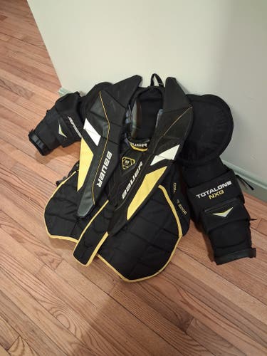 XL Bauer Supreme TotalOne NXG Goalie Chest Protector (New)