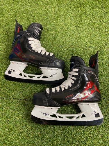 CCM JetSpeed FT890 (2025 Model) - Senior