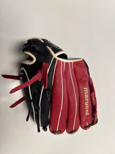 Marucci Caddo RH Infield Baseball Glove 12" (Used)