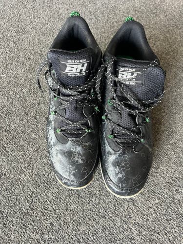 Black Men's Size M 9.0 (W 10.0) Adult Under Armour Bryce harper High Top Molded Cleats (Used)
