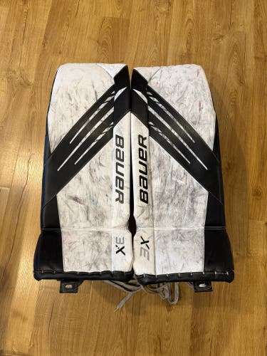 34" Bauer Vapor 3X Goalie Leg Pads (Used)