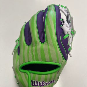 Wilson A450 RH Infield Baseball Glove 11.5" (New)