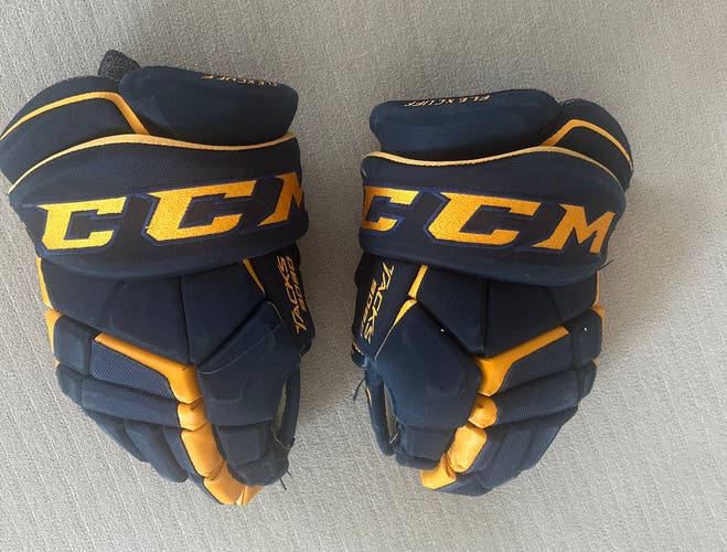 CCM Tacks 9080 Gloves 14" (Used)
