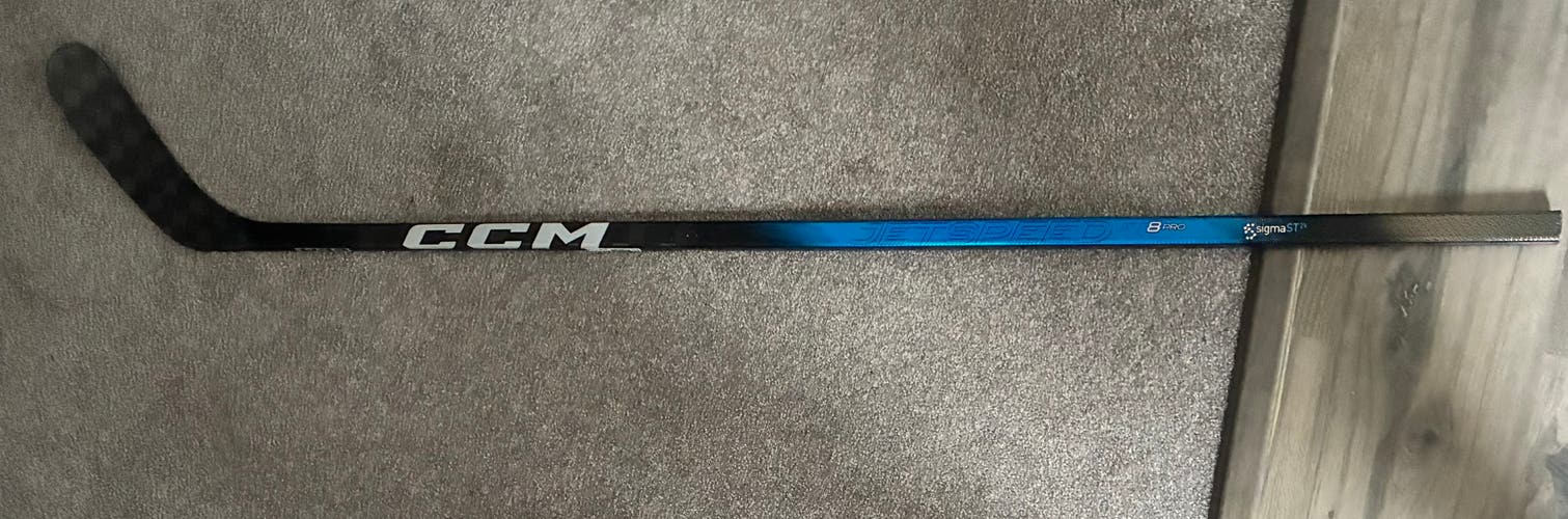 CCM JetSpeed FT8 Pro Right Hand Stick P28M 80 Flex Pro Stock (Used)