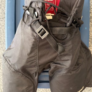 Youth Large Bauer Supreme 3S Hockey Pants (Used)