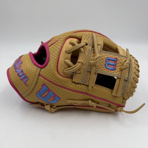 Wilson A1000 1786 11.5 Infield Baseball Glove