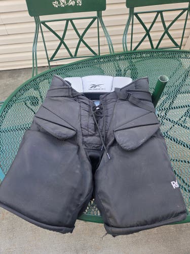 Senior Small Reebok HPG Hockey Goalie Pants (Used)