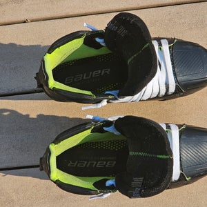 2024 Bauer Elite Hockey Goalie Skates Regular Width 9.5 (Used)