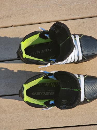 2024 Bauer Elite Hockey Goalie Skates Regular Width 9.5 (Used)