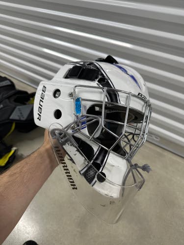 Youth Bauer 930 Goalie Mask (Used)