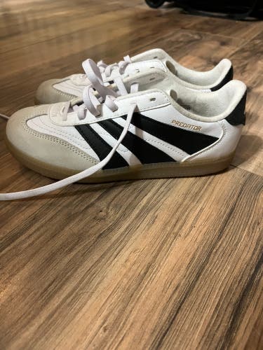 Kid’s adidas Predator Indoor Soccer Shoes