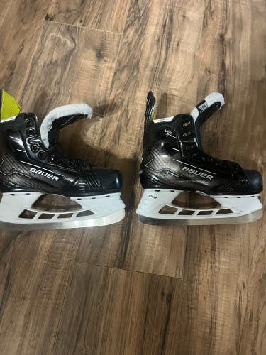 Bauer Supreme M5 Pro Hockey Skates
