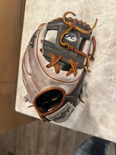 2025 Rawlings Heart of the Hide RH Infield Baseball Glove 11.5" (Used)