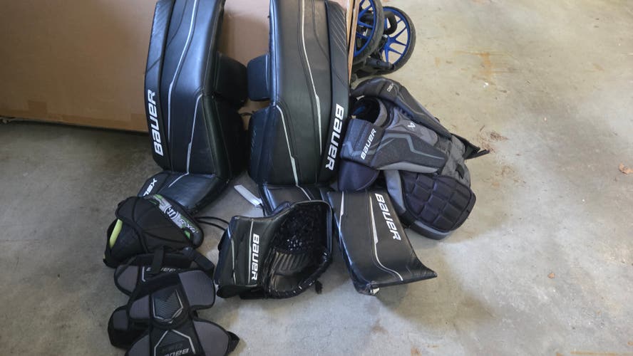 28" Bauer GSX Regular Goalie Full Set (Used)