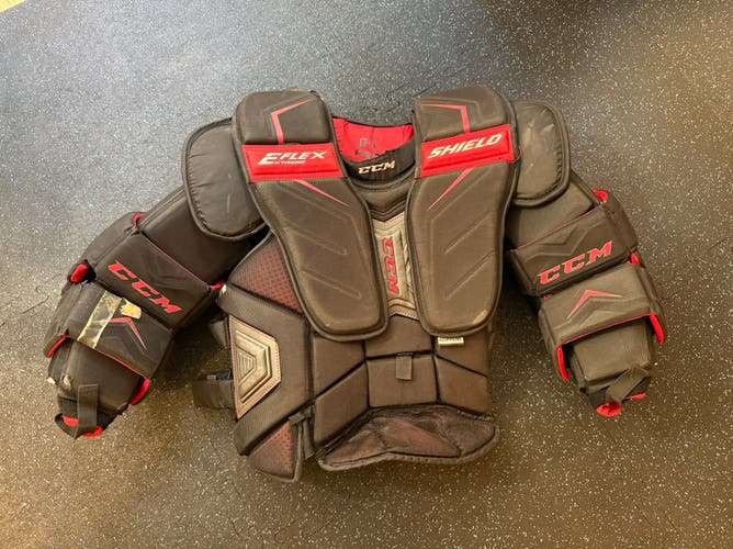 Large CCM Extreme Flex Shield Goalie Chest Protector (Used)
