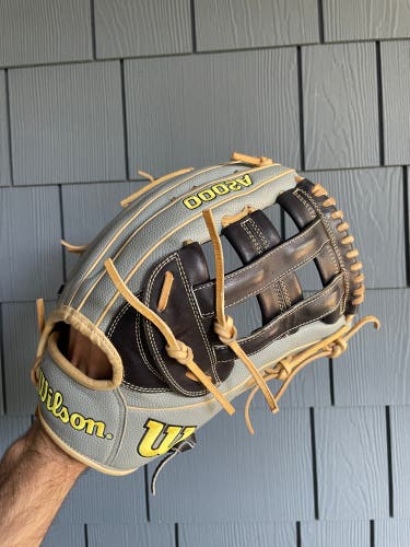 Wilson A2000 1799 RH Outfield Baseball Glove 12.75" (Used)