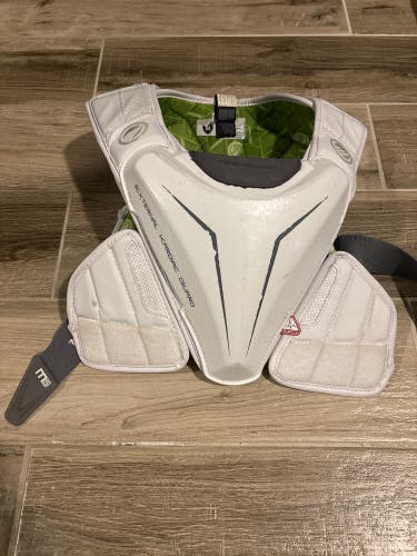 Medium Adult Maverik MAX EKG Shoulder Pads (Used)