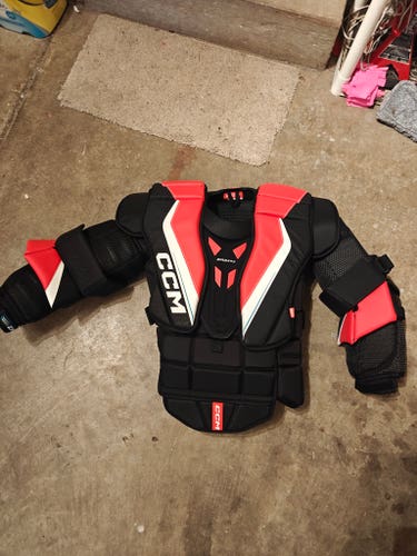Large CCM EFlex 6.9 Goalie Chest Protector (New)