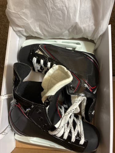 Black Graf PeakSpeed PK7700 Hockey Skates 13.5 (New)