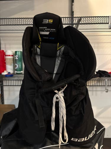 Senior Medium Bauer Supreme 3S Pro Hockey Pants (Used)