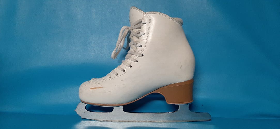 Edea Chorus Figure Skating Boots (Size 255) with MK Professional Blades — Mounted & Ready to Skate
