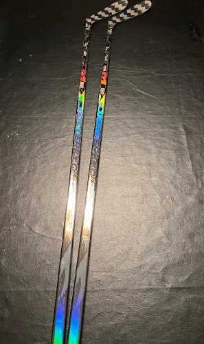 (2 Pack) Senior CCM JetSpeed FT9 Pro Right Handed Hockey Stick P28 70 Flex Pro Stock (New)