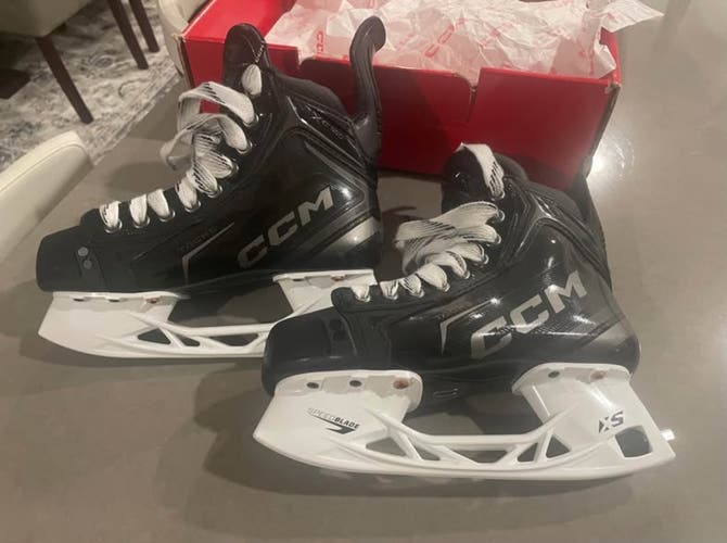 2024 CCM Tacks XF Pro Hockey Skates Size 3.5 (Used)