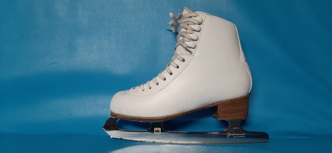 Graf Richmond Special Figure Skates B Adult 4.5 with MK Professional Blades (Used)