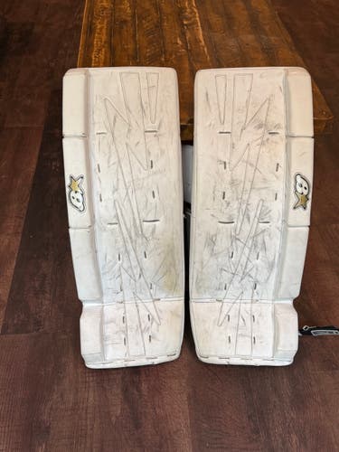 27" Brian's NetZero 2 Goalie Leg Pads (Used)