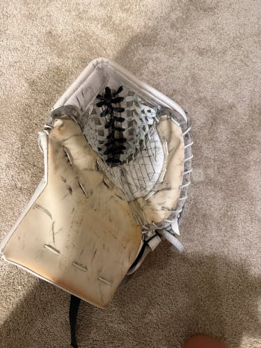 Bauer Supreme Ultrasonic Regular (Used)