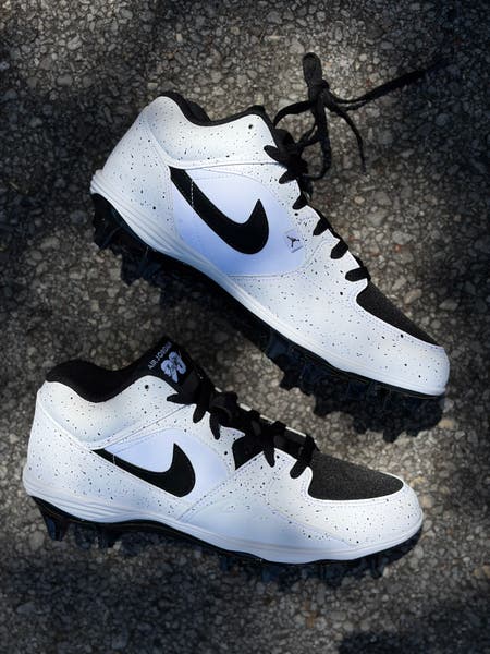 Nike Air Jordan Stadium 90 Low TD White Black Cleats men display picture 1