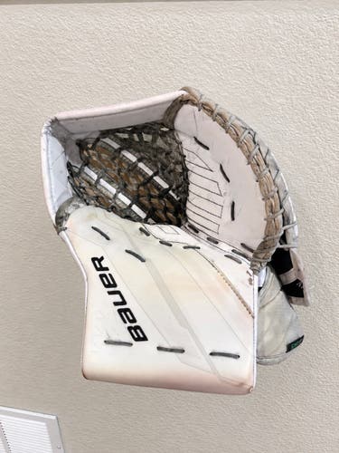 Bauer Supreme Shadow S24 Senior Goalie Catch Glove White Game Used Pro Stock