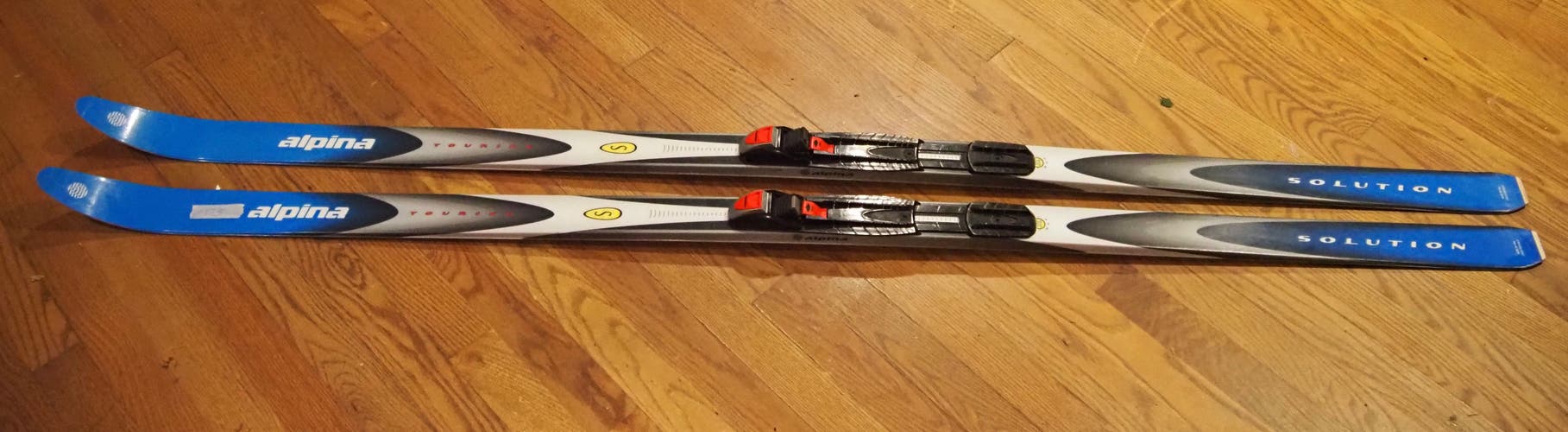 Classic Unisex Alpina Solution Touring Cross Country Skis With NNN Bindings (Used) 173