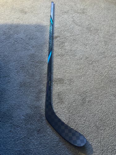 Junior Bauer Nexus Tracer Left Hand Hockey Stick P28 50 Flex (New)