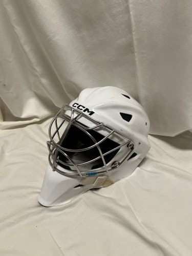 Senior Medium CCM AXIS XF Goalie Mask (Used)