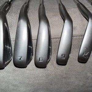 Men's Cobra King Forged Tour Right Handed Iron Set Regular Flex 6-9 PW, GW (54 & 60 SB)