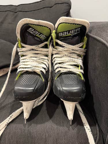 Bauer GSX Hockey Goalie Skates Regular Width Size 3 (Used)