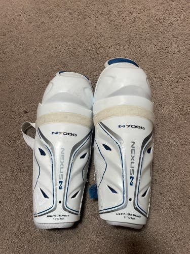 Youth Bauer Nexus N7000 11" Shin Pads (Used)