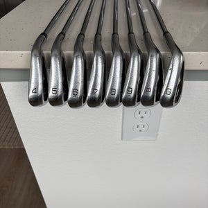 Mizuno JPX 825 Pro Right Handed Iron Set (Used)