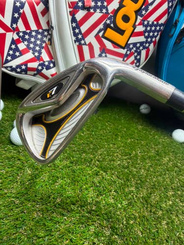 TaylorMade - R7 - 4 IRON - Stiff Flex - Steel - RH