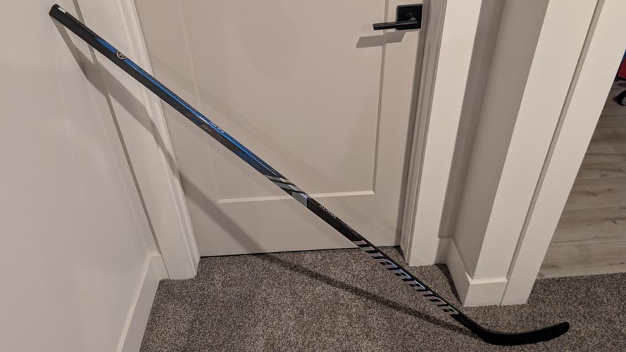 Senior Warrior Alpha LX2 Pro Right Handed Hockey Stick Heel Pattern 85 Flex (Used)