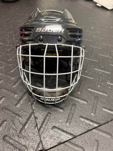 Youth Bauer Re-Akt 100 Helmet (Used)