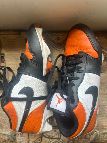 Men's Nike Jordan 1 Low (Used) Size 10
