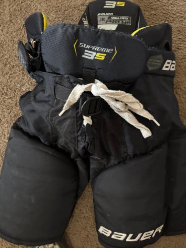 Junior Small Bauer Supreme 3S Hockey Pants (Used)