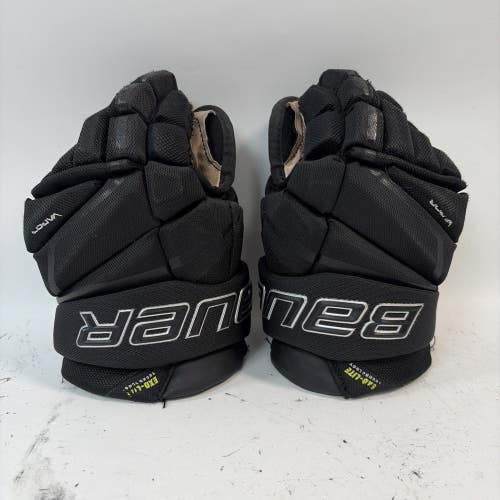 Bauer Vapor X Hyperlite Hockey Gloves, 11"